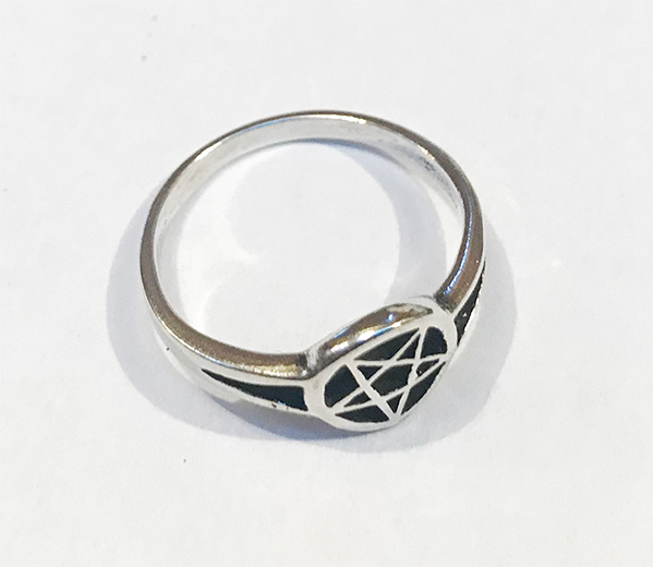 Pentacle ring