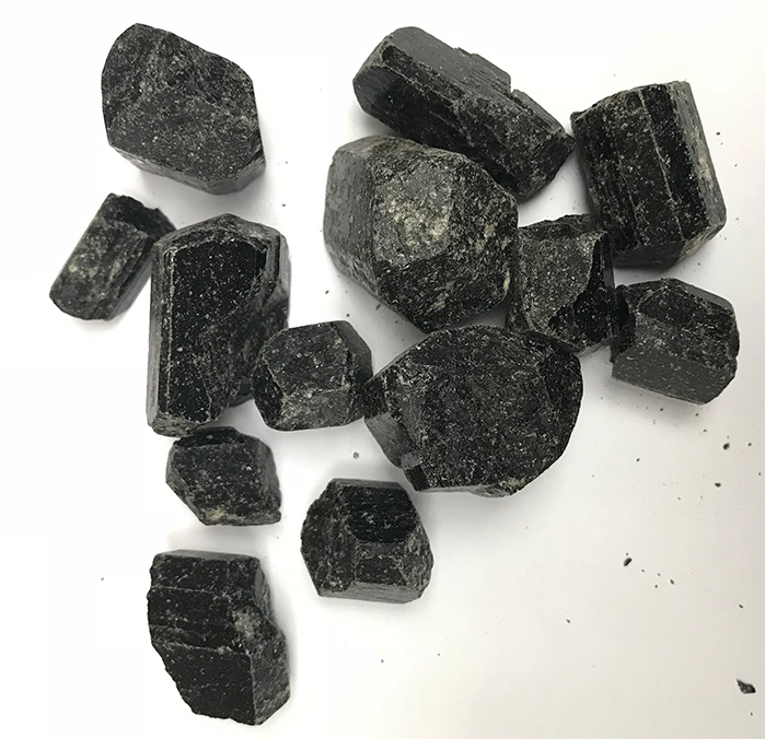 Black Tourmaline, rough.500g. Bag 