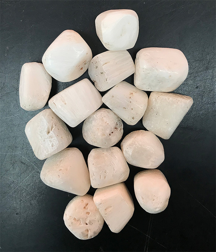 Scolecite tumbled 200g.