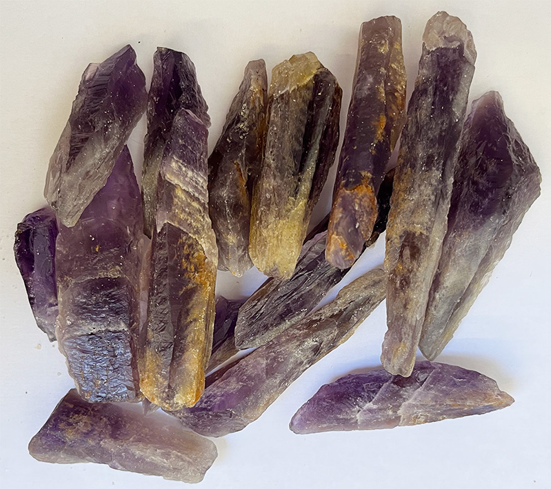 Amethyst Bahia rough long shape 500g.