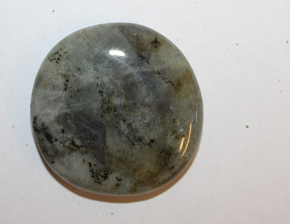 Labradorite round palm 