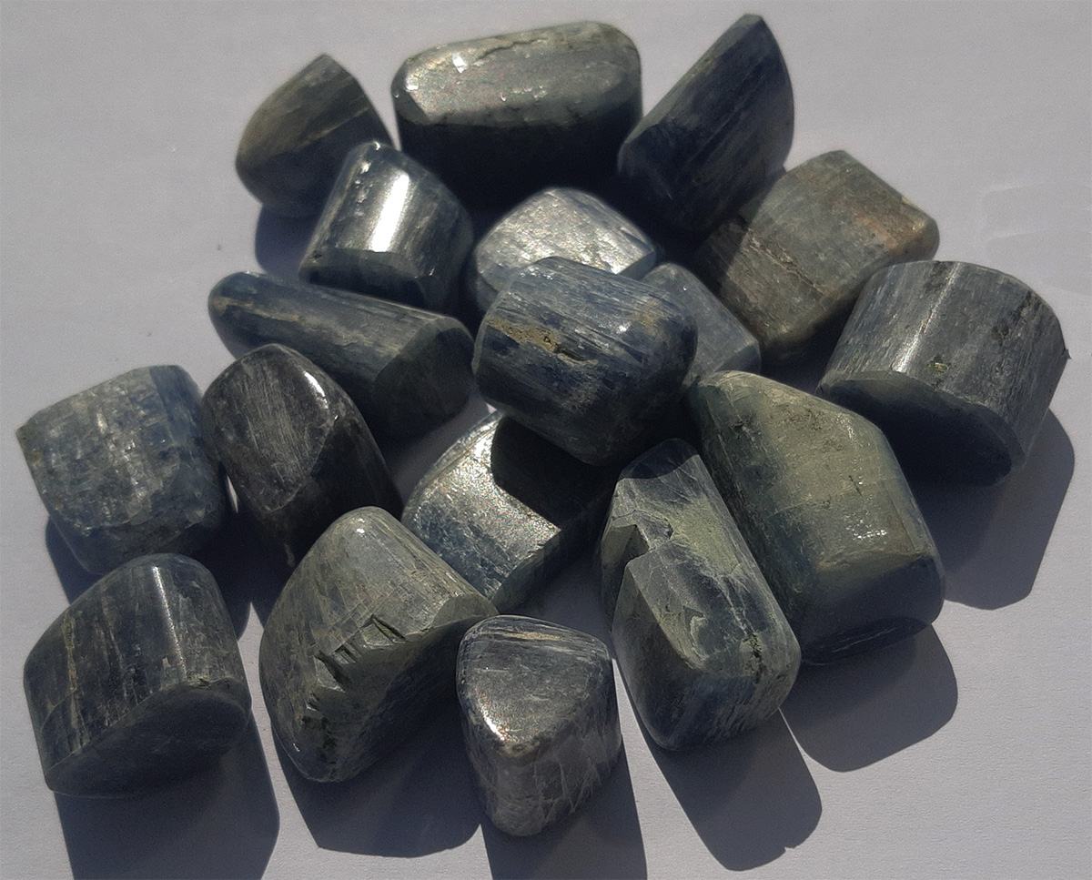 Kyanite, tumbled 300g. Bag
