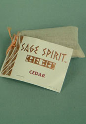 Flat cedar, 1oz. Bag 30g.