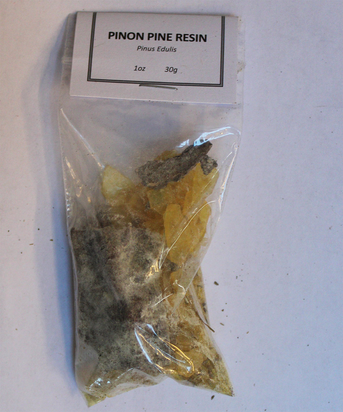 Pinon resin 1 oz. Bag 30g