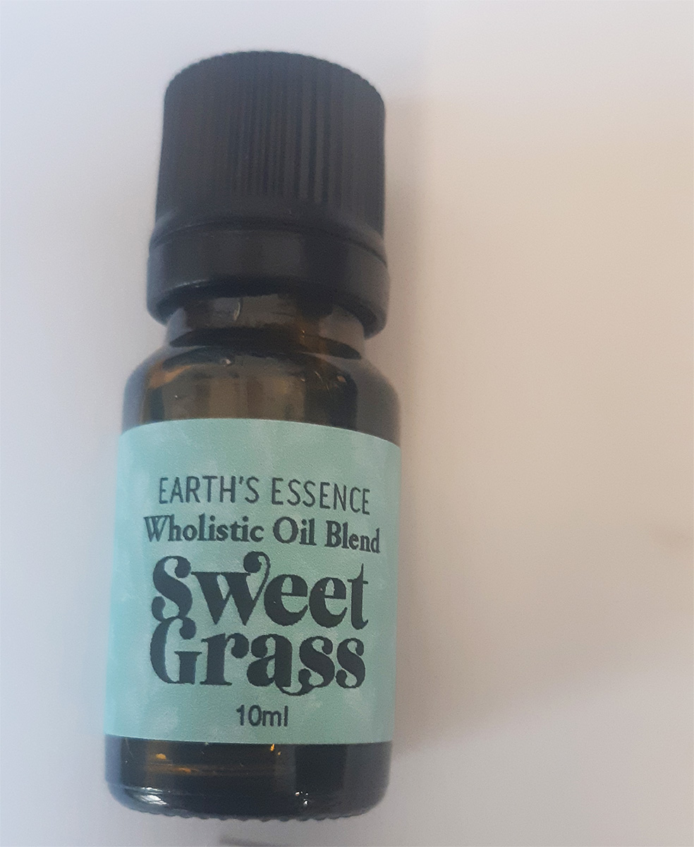 Sweetgrass oil 10ml. Canada.