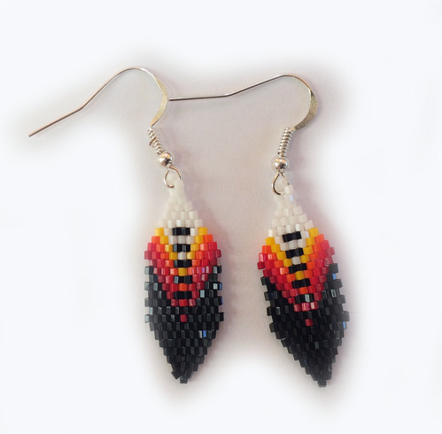 Beaded Feather Ear-rings 4 cm.