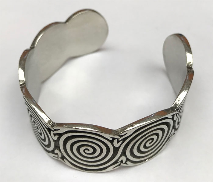 Pewter Bangle Celtic Spiral